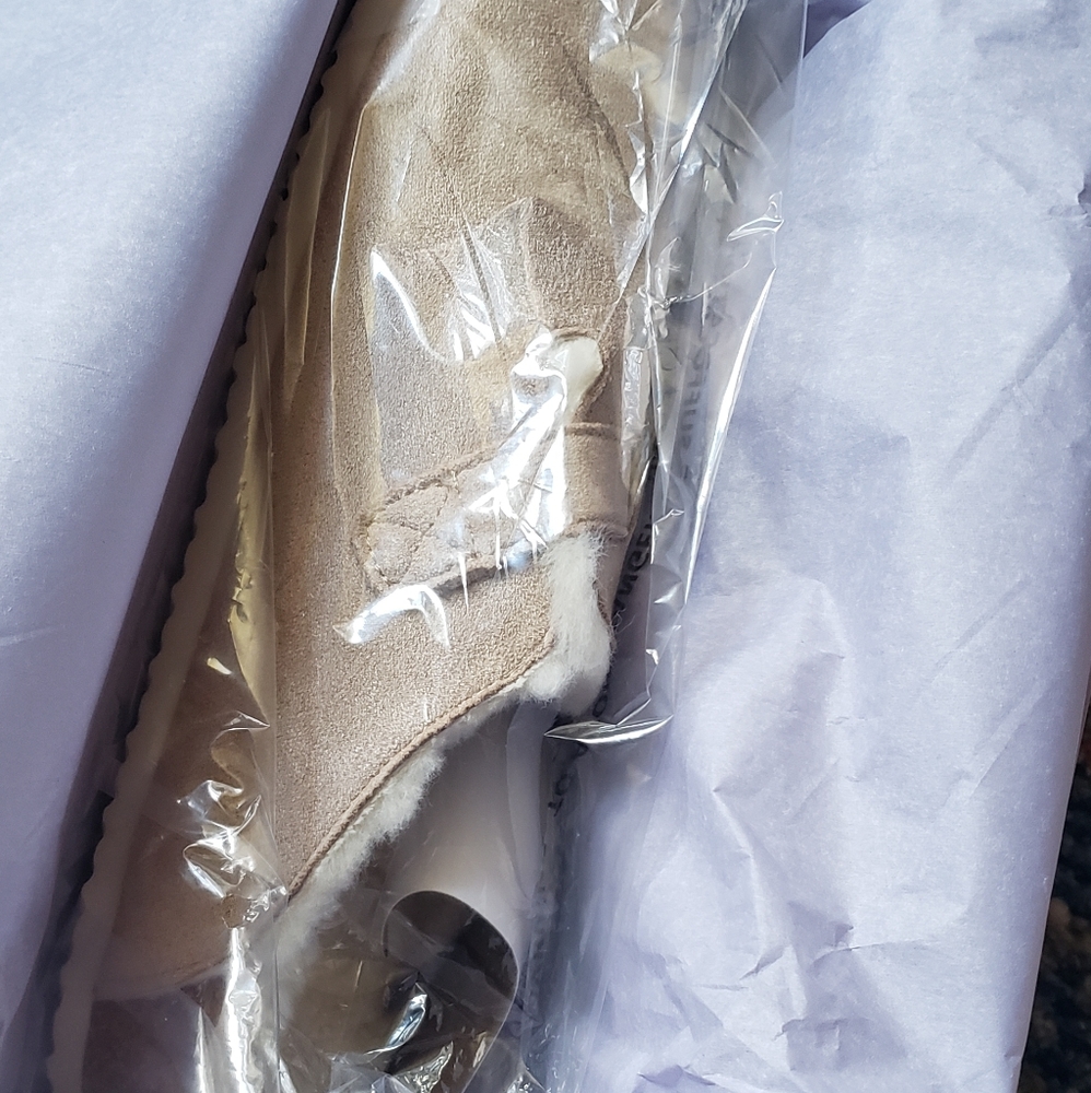 Boston Clog Mules ๐ Light Blush Clogs ๐ก NWT ๐ BNIB ๐ SIZE 7.5 ๐ซ Fur & Suede - Picture 15 of 17
